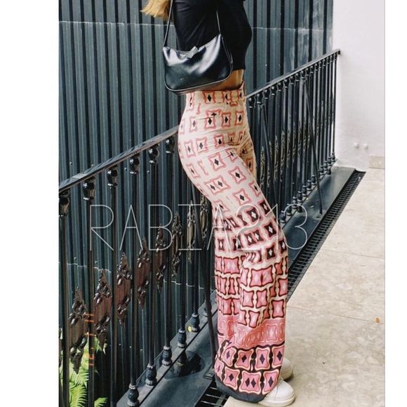 LAST 1! 🔥ZARA GEOMETRIC PRINTED PANTS - Picture 7 of 12